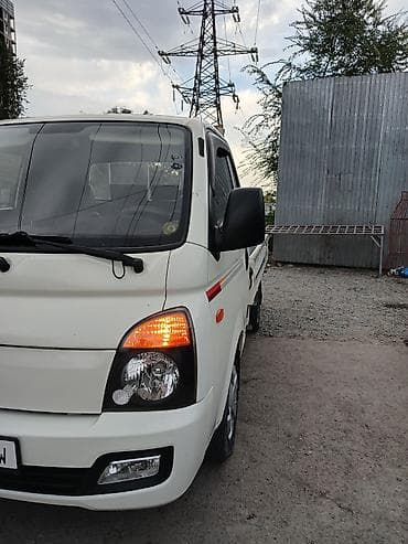 ветровик демио: Легкий грузовик, Hyundai, Стандарт, 1,5 т, Б/у — 2