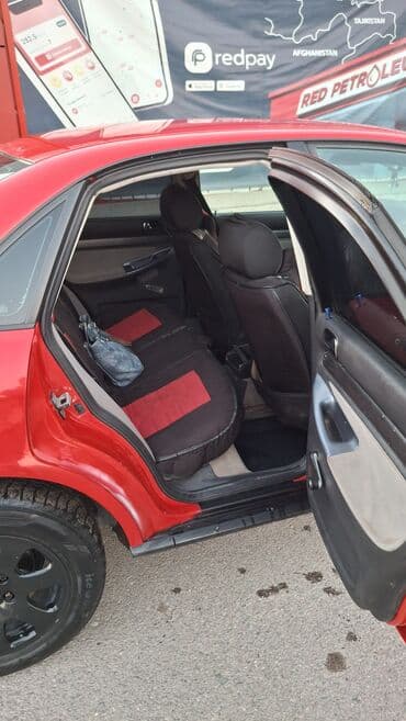 купить ав: Audi A4: 1995 г., 1.8 л, Автомат, Бензиновая, Седан — 10