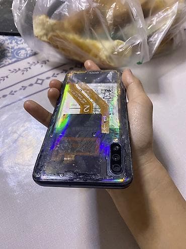 poko c65: Samsung Galaxy A50, 64 ГБ, цвет - Черный, 2 SIM — 3