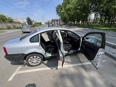Volkswagen: Volkswagen Passat: 2000 г., 1.6 л, Механика, Бензин, Седан — 7