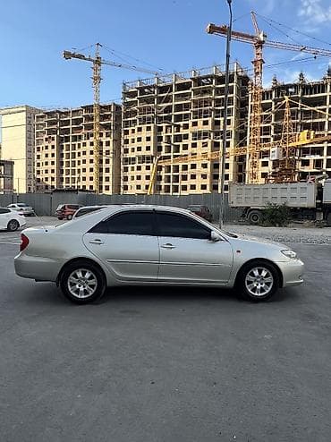 Транспорт: Toyota Camry: 2004 г., 3 л, Автомат, Газ, Седан — 3