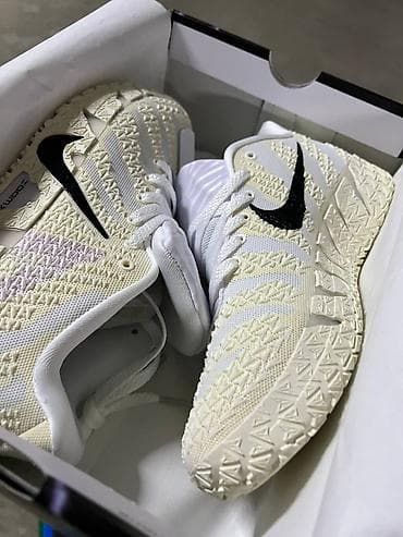 обувь 44: Мужские кроссовки, 42, Nike, Новый, цвет - Белый, Бесплатная доставка — 3