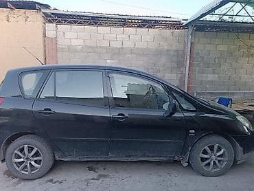 transporter multivan: Toyota Corolla Verso: 2001 г., 1.6 л, Механика, Бензин, Хэтчбэк — 5