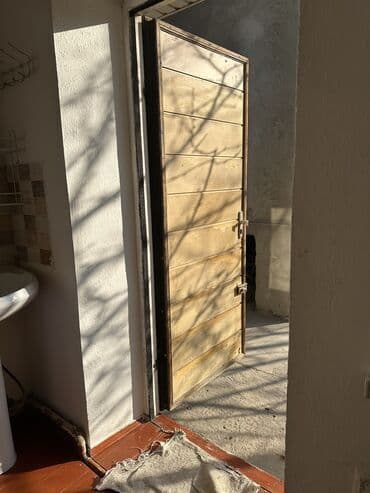 сдается частный дом восток 5: 30 м², 2 комнаты, Подвал, погреб, Бронированные двери, Забор, огорожен — 6