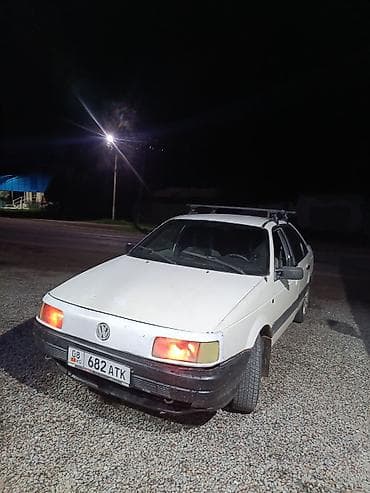 порш авто: Volkswagen Passat: 1991 г., Механика, Бензин, Седан — 9