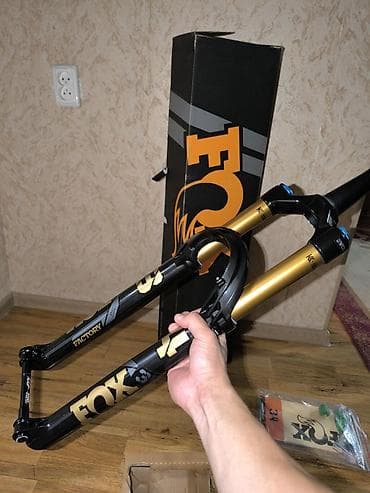 велесепе: Абсолютно новая топовая вилка FOX 34 140 2025 SL Factory – GRIP SL — 2
