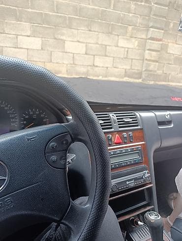 экран е34: Mercedes-Benz E-Class: 2000 г., 3.2 л, Автомат, Седан — 3
