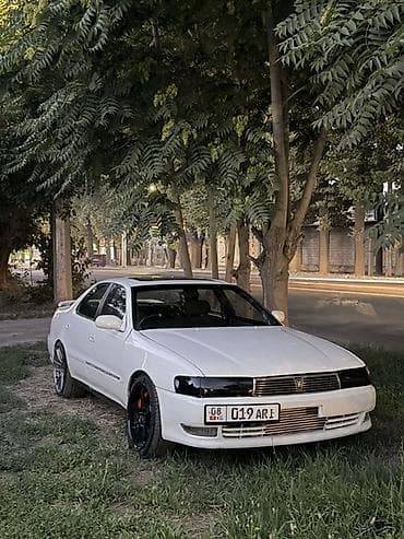 Транспорт: Toyota Cresta: 1994 г., Седан — 2