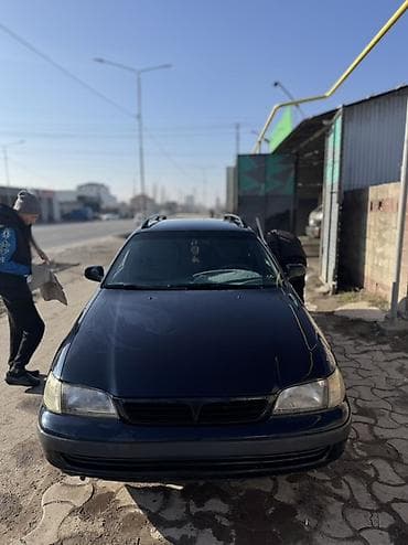 Toyota Carina E: 1994 г., 1.6 л, Механика, Бензин, Универсал — 1