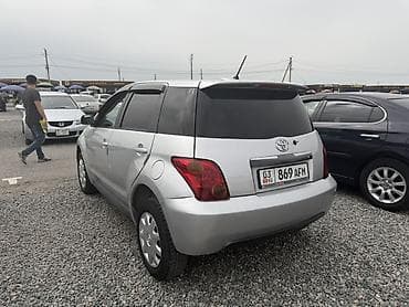 Toyota Ist: 2003 г., 1.5 л, Автомат, Бензин, Хэтчбэк — 4