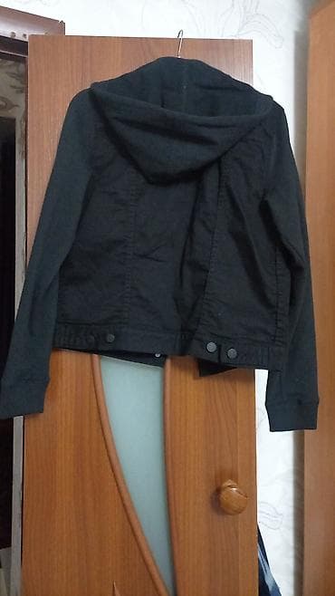 кожыный куртки: Джинсовая куртка, Классическая модель, С капюшоном, M — 2