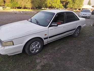 Mazda 626: 1990 г., 0.2 л, Механика, Бензин, Седан