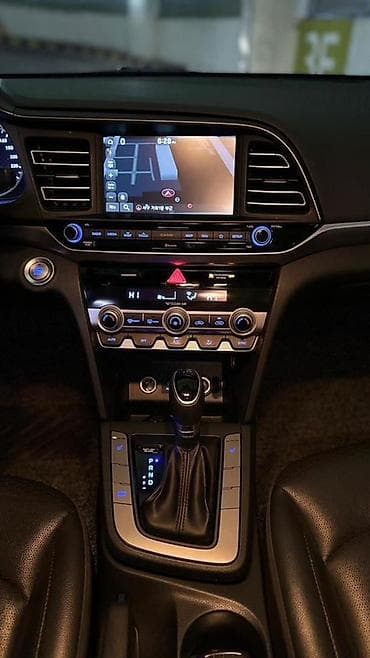 hyundai polisad: Hyundai Avante: 2019 г., 1.6 л, Вариатор, Бензин, Седан — 10