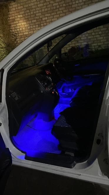 honda stream: Honda Stream: 2001 г., 1.7 л, Автомат, Бензин, Универсал — 6