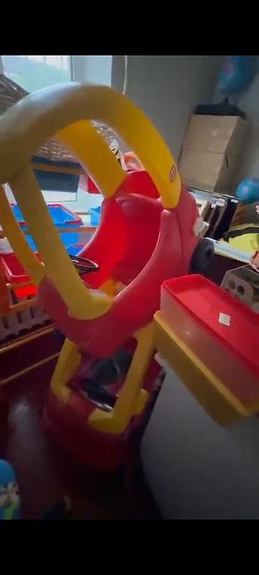 Есть для частных детских садов игрушки одеяло подушки кровати парты