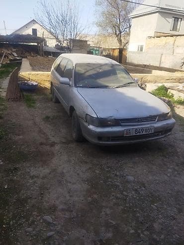 Toyota Corolla: 1998 г., 1.5 л, Автомат, Бензин, Универсал