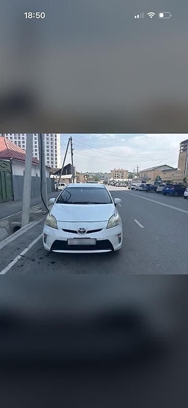 neta x: Toyota Prius: 2014 г., 1.8 л, Автомат, Гибрид, Хэтчбэк — 5