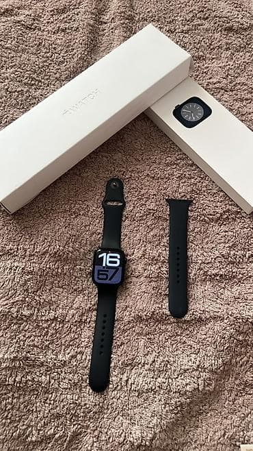 samsung galaxy tab s3: Смарт‑часы в стиле Apple Watch, корпус черный, экран прямоугольный с — 2