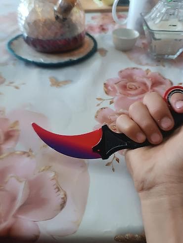 клинка: Керамбит с изогнутым клинком, стилизованный под «градиент» (переход — 2