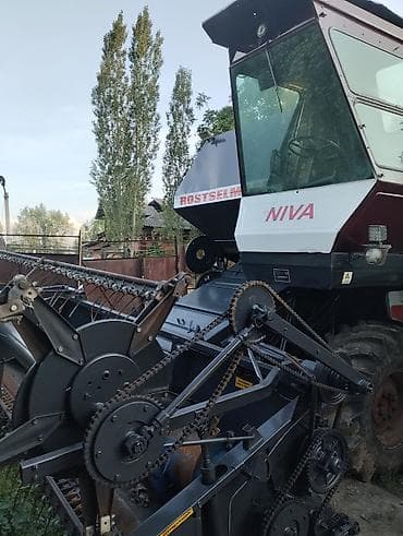 Транспорт: Комбайн зерноуборочный Rostselmash Niva - Марка/модель: Ростсельмаш — 6