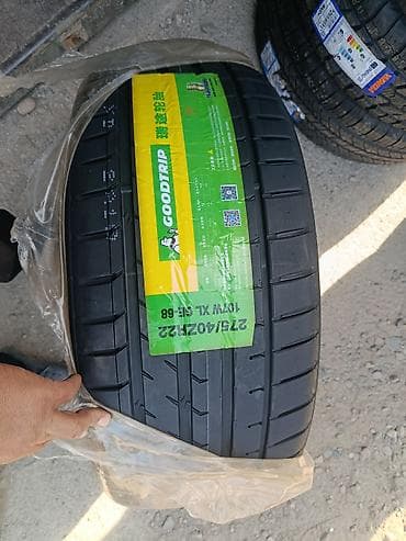 Шины 275 / 40 / R 22, Лето, Легковые, Goodtrip — 1