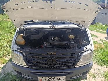 мерседес w210 2.2 дизель без турбины: Легкий грузовик, Mercedes-Benz — 7