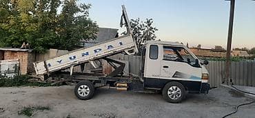 Унаа сатуу: Hyundai Porter: 2003 г., 2.6 л, Кол менен иштөөчү, Дизель — 3