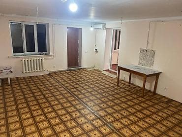 арена квартир: Сдаётся полдома с отдельным входом, двором! -2 больших комнат (50 квм) — 10