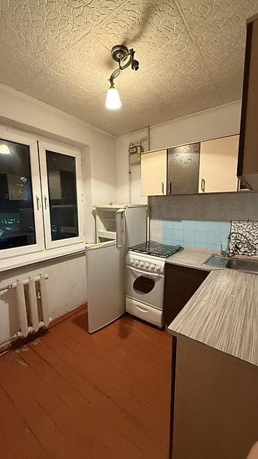 75: 2 комнаты, 43 м², ул. Кулатова / Матросова 104 серия, 3 этаж, Старый ремонт — 5