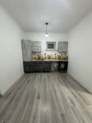 Үйдү ижарага алам: 60 кв. м, 2 бөлмө, Жылытылган — 1