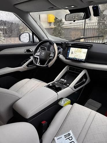 продам в связи с переездом: BYD Yuan Up: 2025 г., 5.5 л, Автомат, Электромобиль, Кроссовер — 5