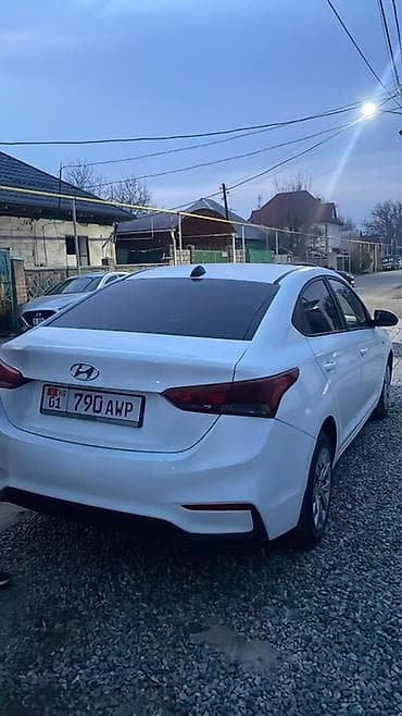 kia 1 5: Hyundai Accent: 2018 г., Бензин, Седан — 2