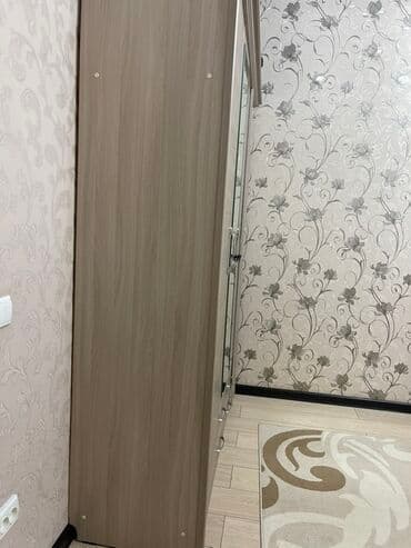 шкаф стол и кровать: Уктоочу бөлмө гарнитуру, Колдонулган, Эки кишилик керебет, МДФ, Өзү алып кетүү, түсү - Саргыч боз — 6