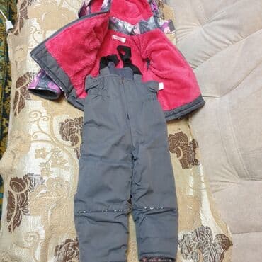 спортивное оборудование: Продаю два детских, лыжных костюма б/у фирмы Taurus. возрост от 18 — 2