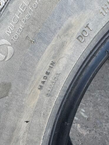 шина на маз: Шины 225 / 65 / R 17, Всесезонная, Б/у, Комплект, Легковые, США, Michelin — 3