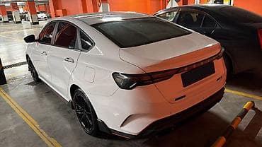 Geely: Geely Binrui: 2022 г., Лифтбек — 2