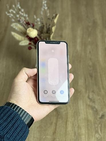 galaxy s8 plus: IPhone Xs, Б/у, 64 ГБ, Белый, 76 % — 4