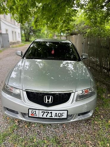 Honda Accord: 2004 г., Седан — 10