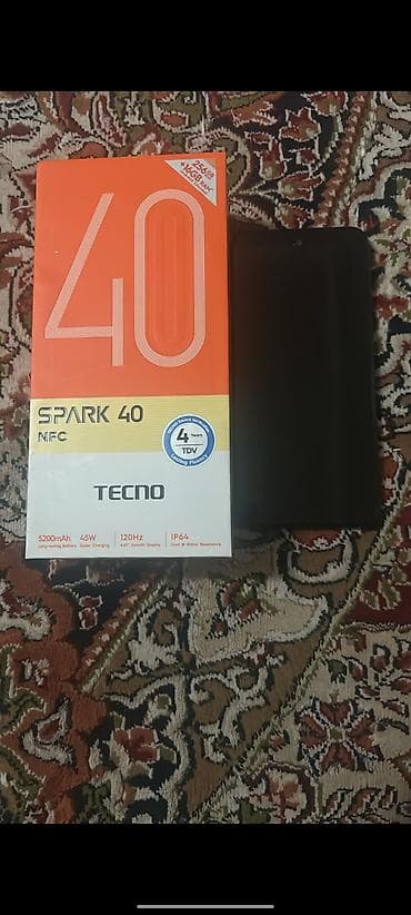 gps tracker: Tecno Spark, Б/у, 256 ГБ, цвет - Черный, 2 SIM — 1