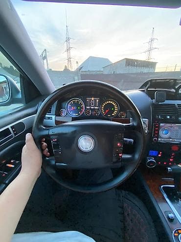коленвал на фольксваген: Volkswagen Touareg: 2004 г., 3.2 л, Автомат, Бензин, Внедорожник — 5