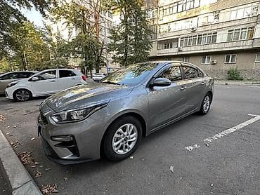byd e9: Kia Cerato: 2019 г., 1.6 л, Автомат, Бензин, Седан — 3