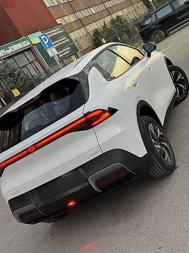 Транспорт: Changan Qiyuan Q05: 2026 г., 1.5 л, Автомат, Электромобиль, Хэтчбэк — 5
