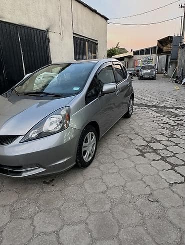 fit 2 2011: Honda Fit: 2009 г., 1.5 л, Вариатор, Бензин, Хэтчбэк — 4