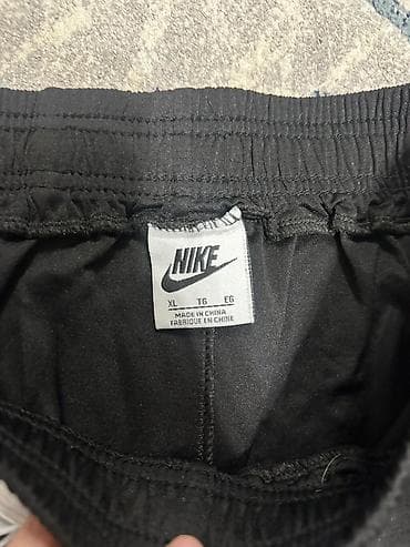 спартивный одежда: Мужские шорты, XL, Nike, Б/у, цвет - Черный, Самовывоз — 2