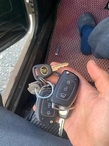 волга 31105: ВАЗ (ЛАДА) 2107: 2008 г., 1.6 л, Механика, Бензин, Седан — 10