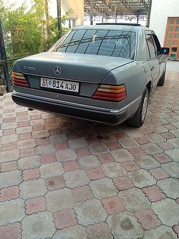 отдам дешего: Mercedes-Benz W124: 1992 г., 2 л, Механика, Бензин, Седан — 10