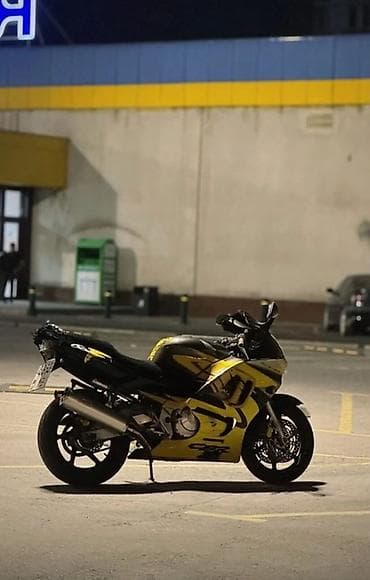 эндуро мотор: Спортбайк Honda, 600 куб. см, Бензин — 1