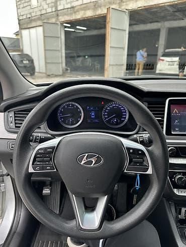 2019: Hyundai Sonata: 2019 г., 2 л, Седан — 6