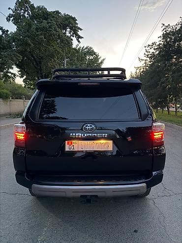 Toyota 4Runner: 2021 г., 4 л, Внедорожник — 3