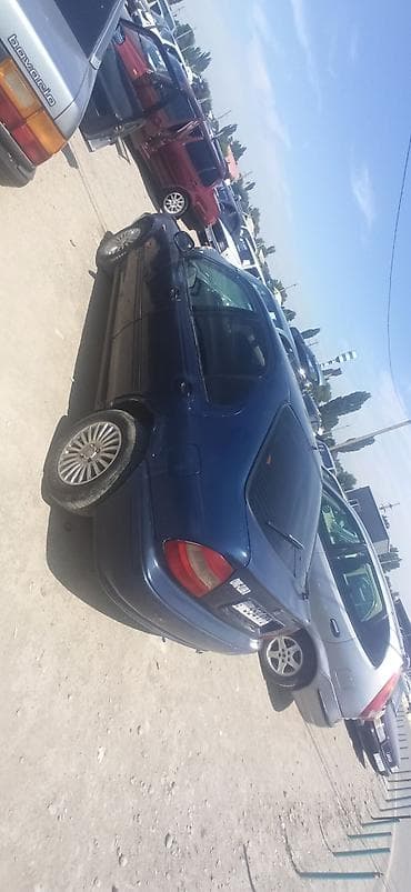 Унаа: Honda Civic: 1998 г., 1.4 л, Кол менен иштөөчү, Бензин, Седан — 7